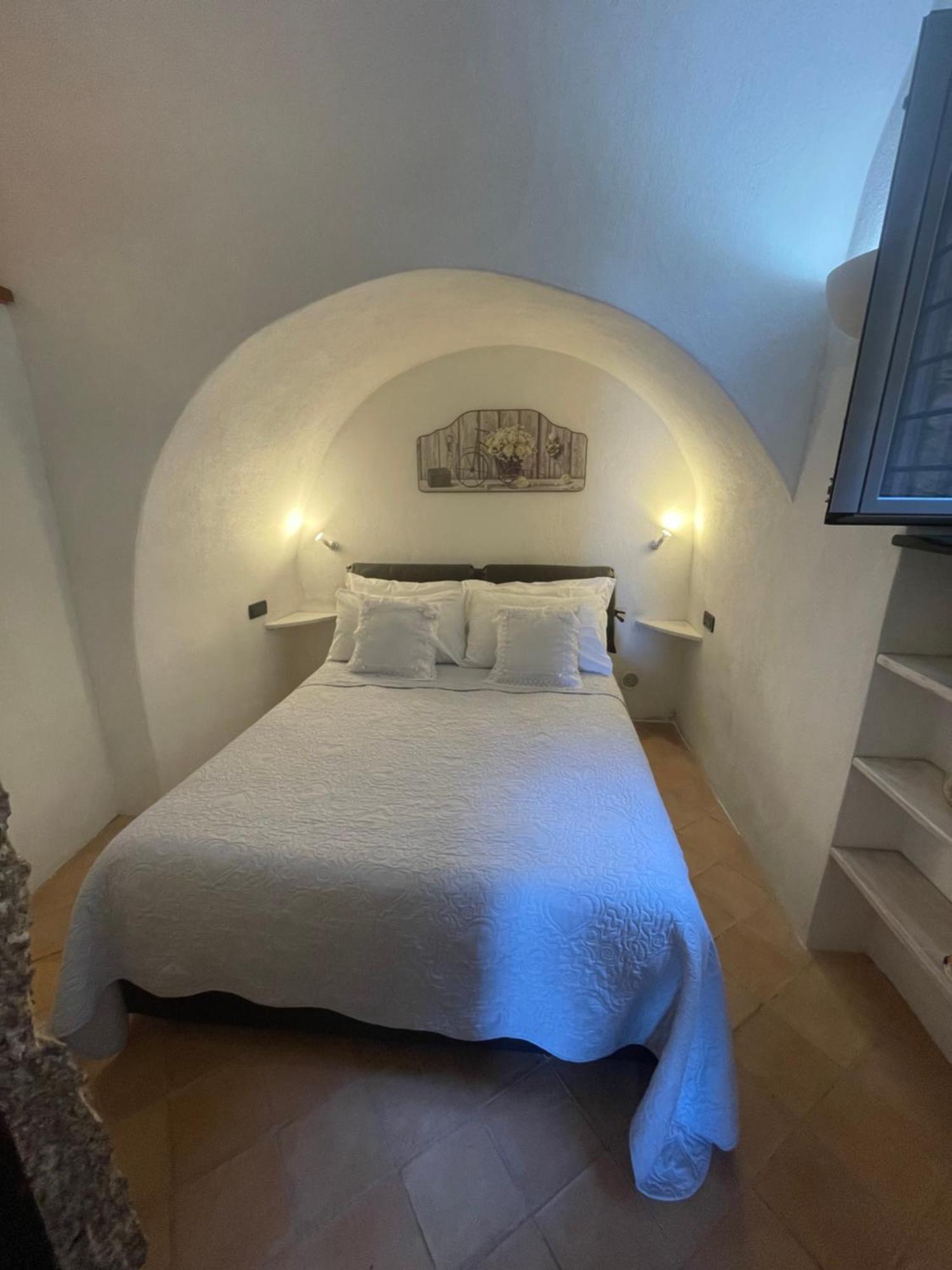 Villa Crosa tra le Nuvole à Borgio Verezzi Extérieur photo