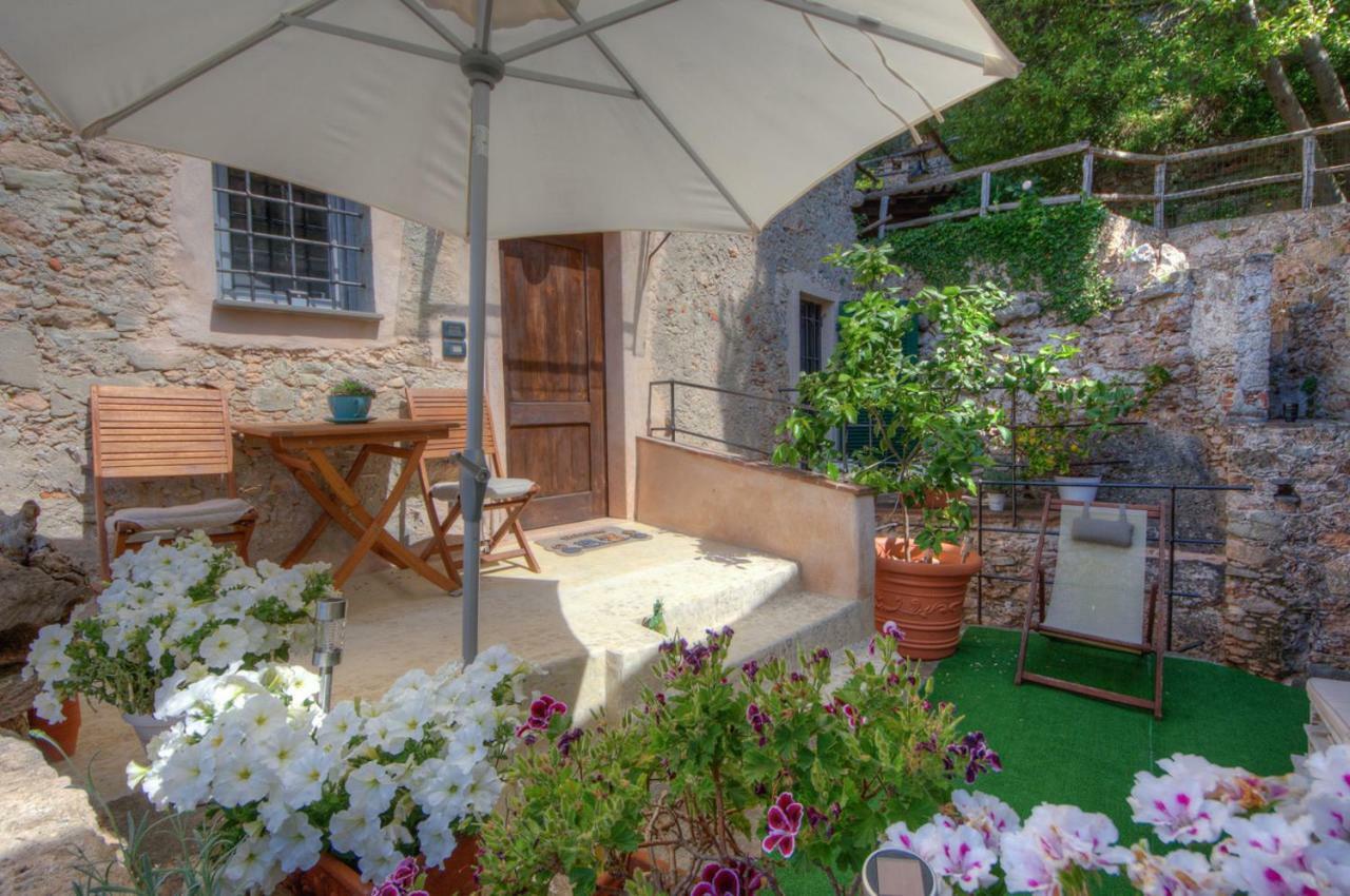 Villa Crosa tra le Nuvole à Borgio Verezzi Extérieur photo